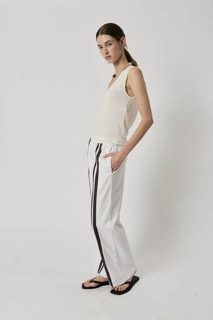 ADELA PANT WHITE