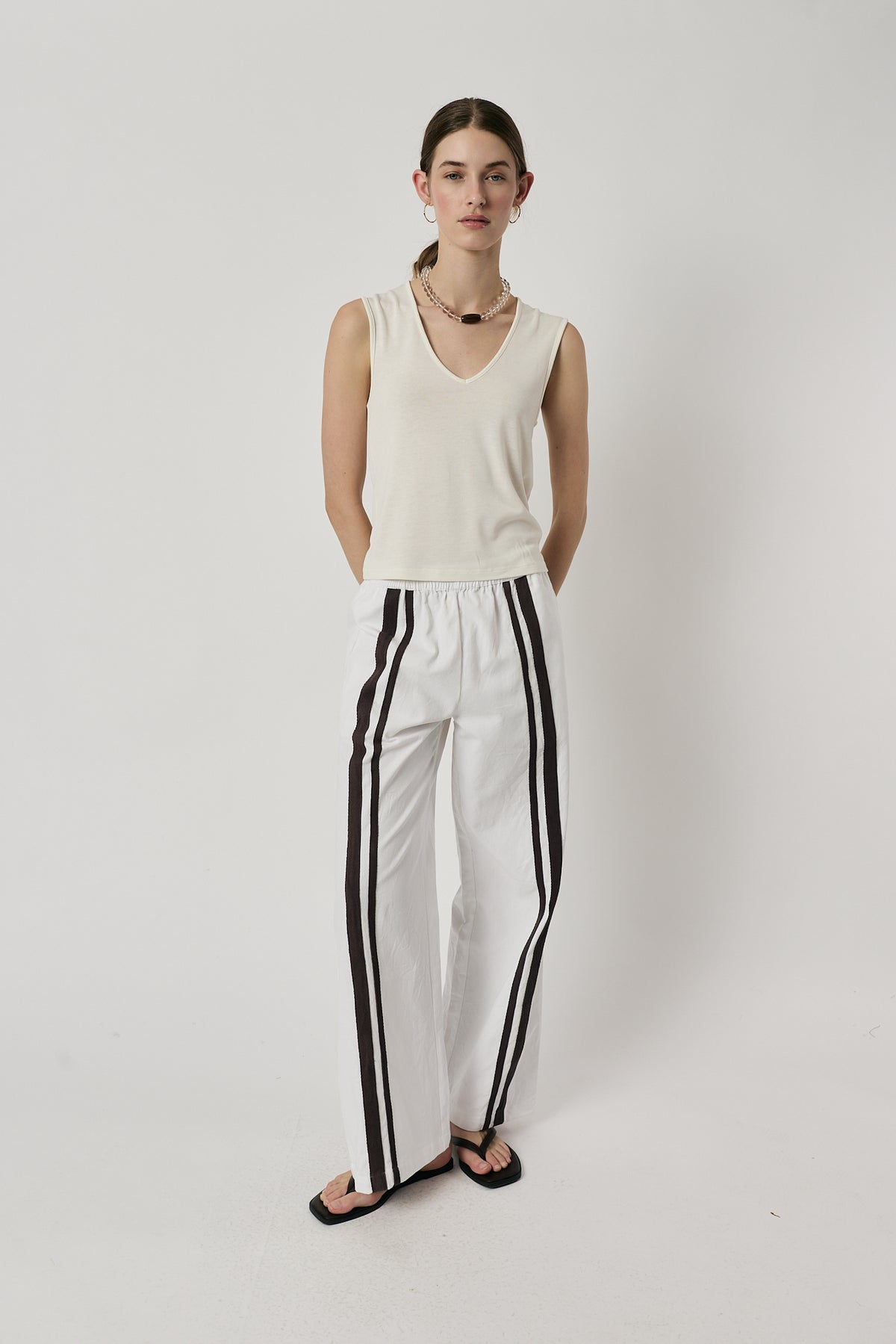 ADELA PANT WHITE
