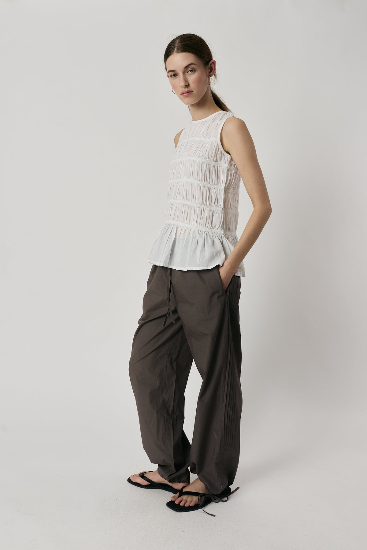 Leonard Top White