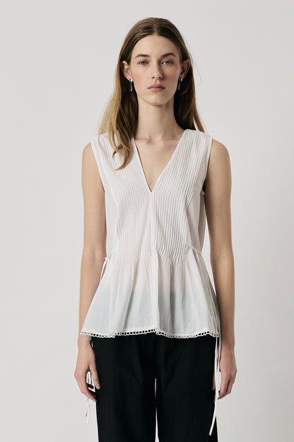 Mia Top White