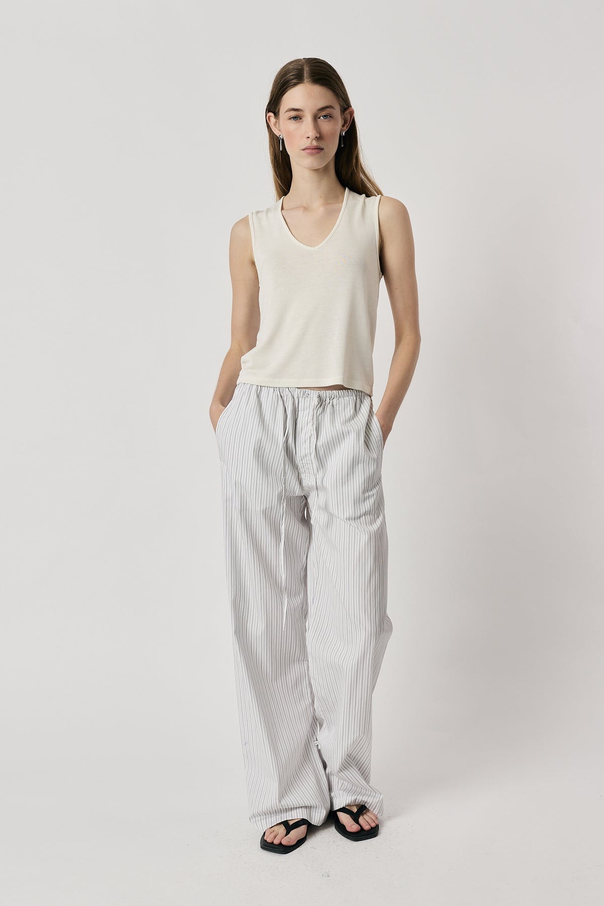 ROMY PANT B/W STRIPE