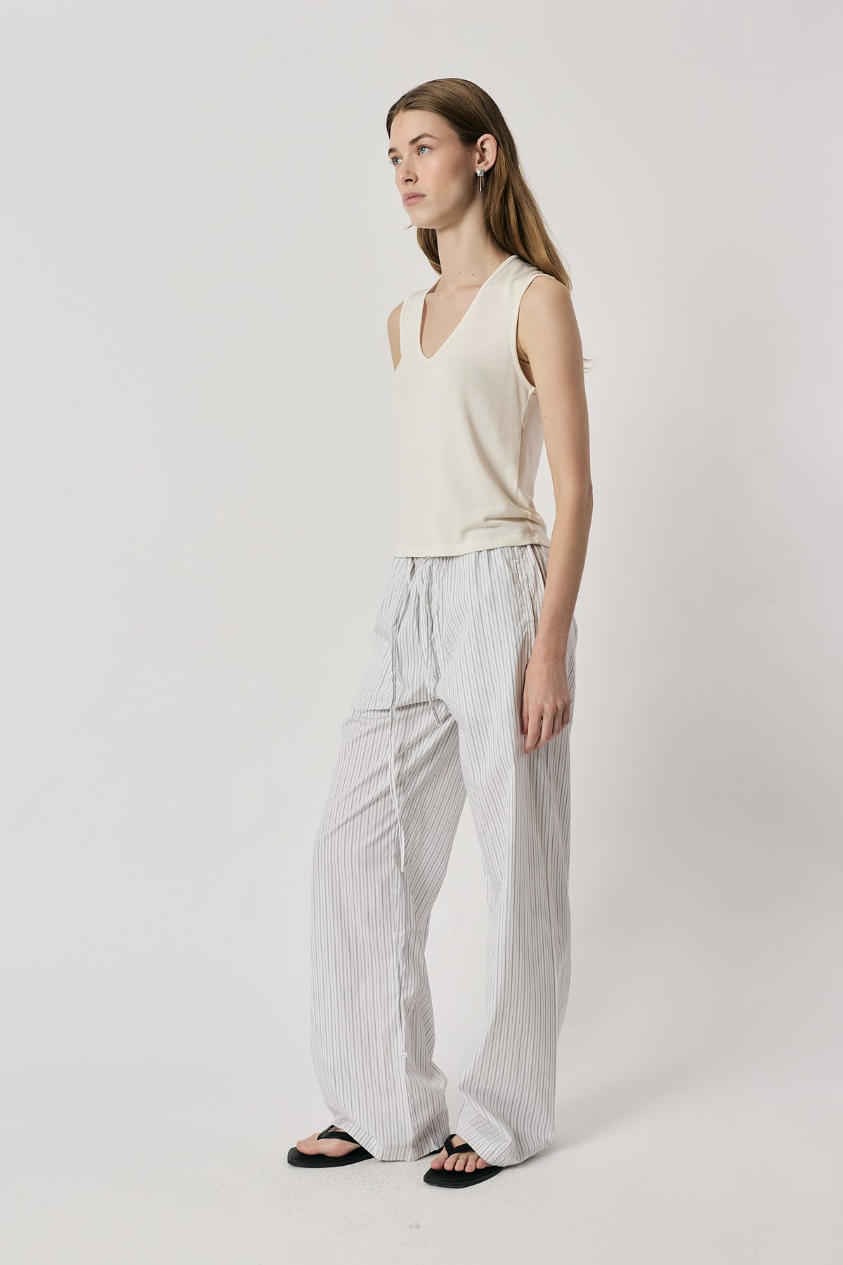 ROMY PANT B/W STRIPE